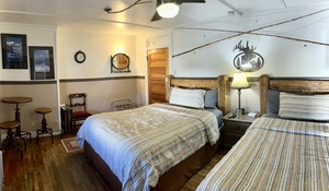 Colorado Room Two Queen Bed #109 Photo 2